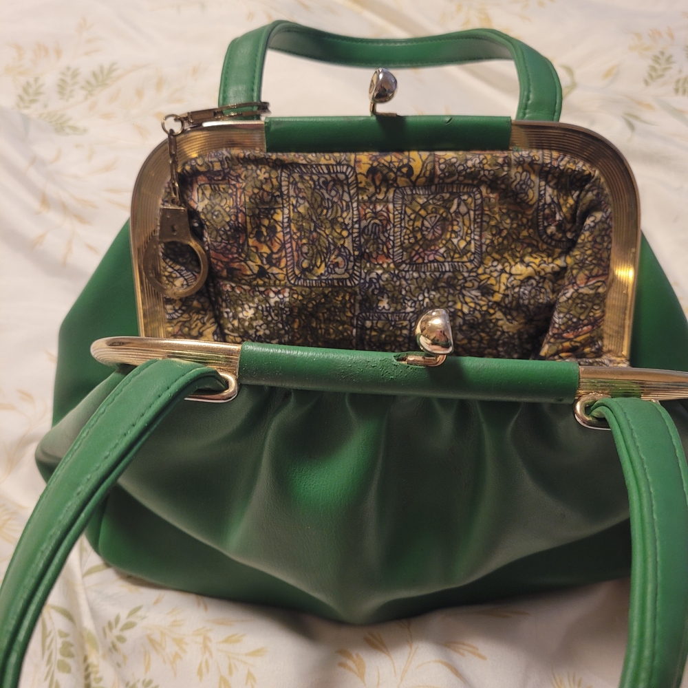 Green Faux Leather Frame-Top Women's Handbag